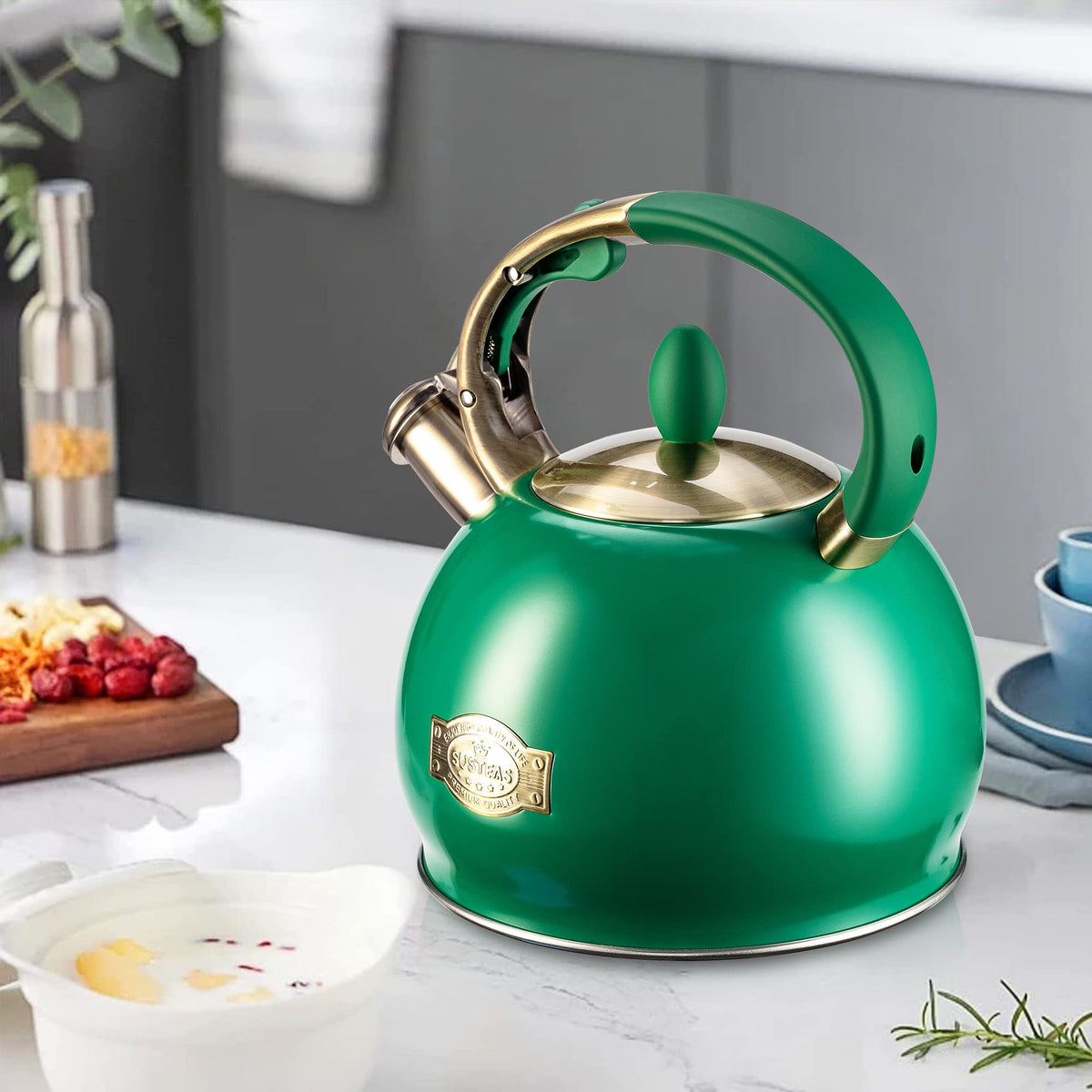 Stovetop Whistling Tea Kettle for Gas & Induction 2.64QT - SUSTEAS