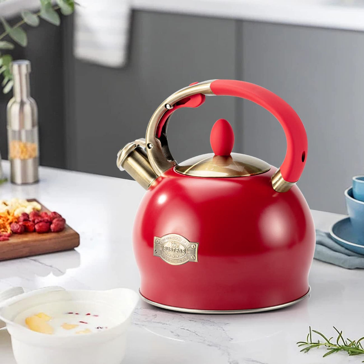 Stovetop Whistling Tea Kettle for Gas & Induction 2.64QT - SUSTEAS